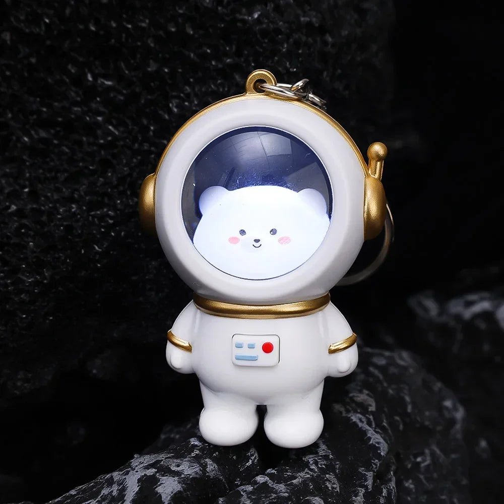 Spaceman Light Glowing Keychain – Adorable Space Bear with Starry Night Light! Perfect Bag Charm & Luminous Accessory for Dreamy Adventures