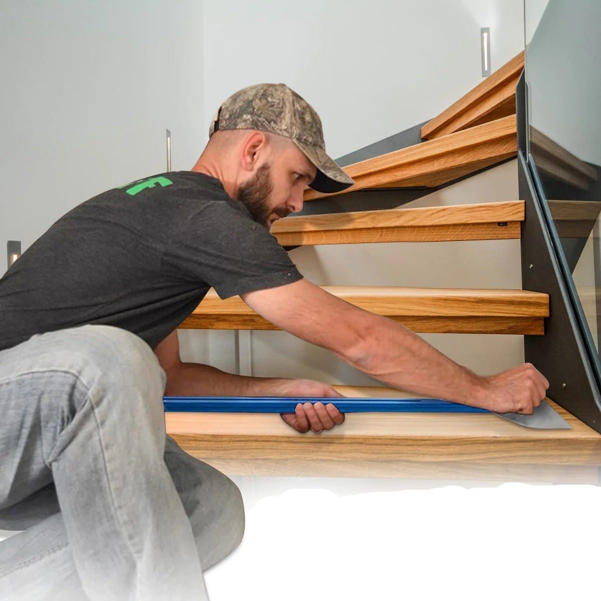 Stair Tread Jig Template Tool - Adjustable  Gauge for Stairs Risers, Shelves  and Partitions