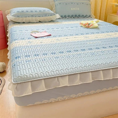 Summer Ice Silk Latex Mattress Set - Lace Style Ice Silk Mat, Bed Sheet, Skirt Style, Non Slip Fixed Mattress Protective Cover