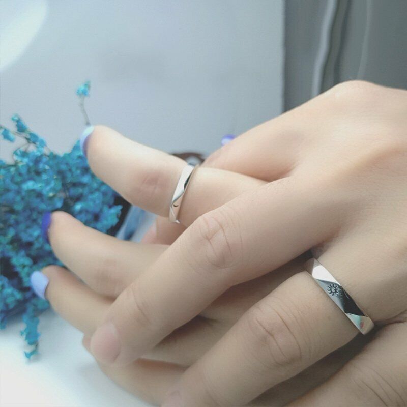 Sun and Moon Couple Rings - Couple Rings Set Promise Wedding Bands Men Women Jewelry Perfect for Valentine's Day