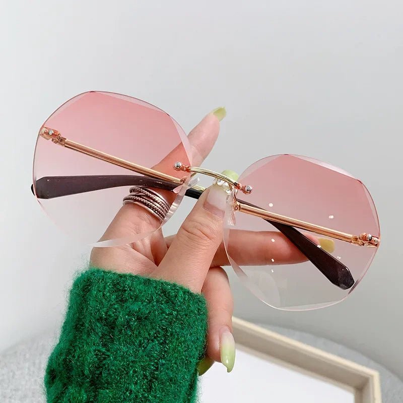 Timeless Polygon Sunglasses – Luxe 2024 Designer Shades for Bold, Trendy Style