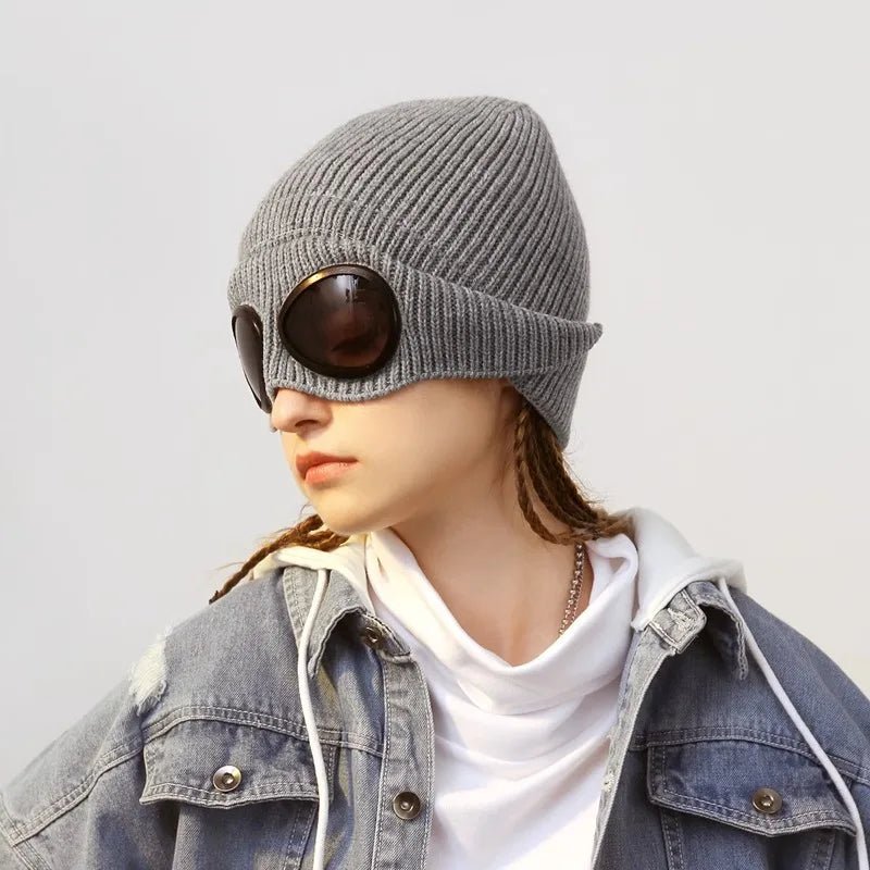 Warm Knitted Beanie With Goggle and Ear Protection – Insulated, Curled Edge, Perfect for Skiing and Winter Outdoor Adventures