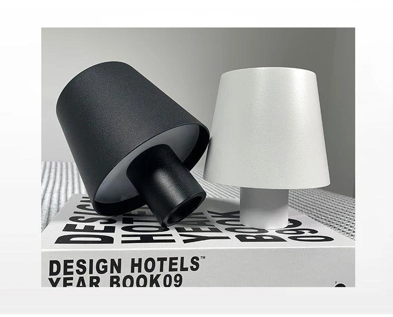 Portable LED Wine Bottle Table Lamp – Rechargeable Ambient Light for Bars & Cafés