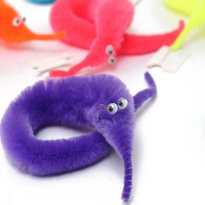 Wiggly Magic Worm Trick Toys – 6pcs Fun & Twisty Plush Toys with Invisible String for Kids Party Games and Beginner Magicians