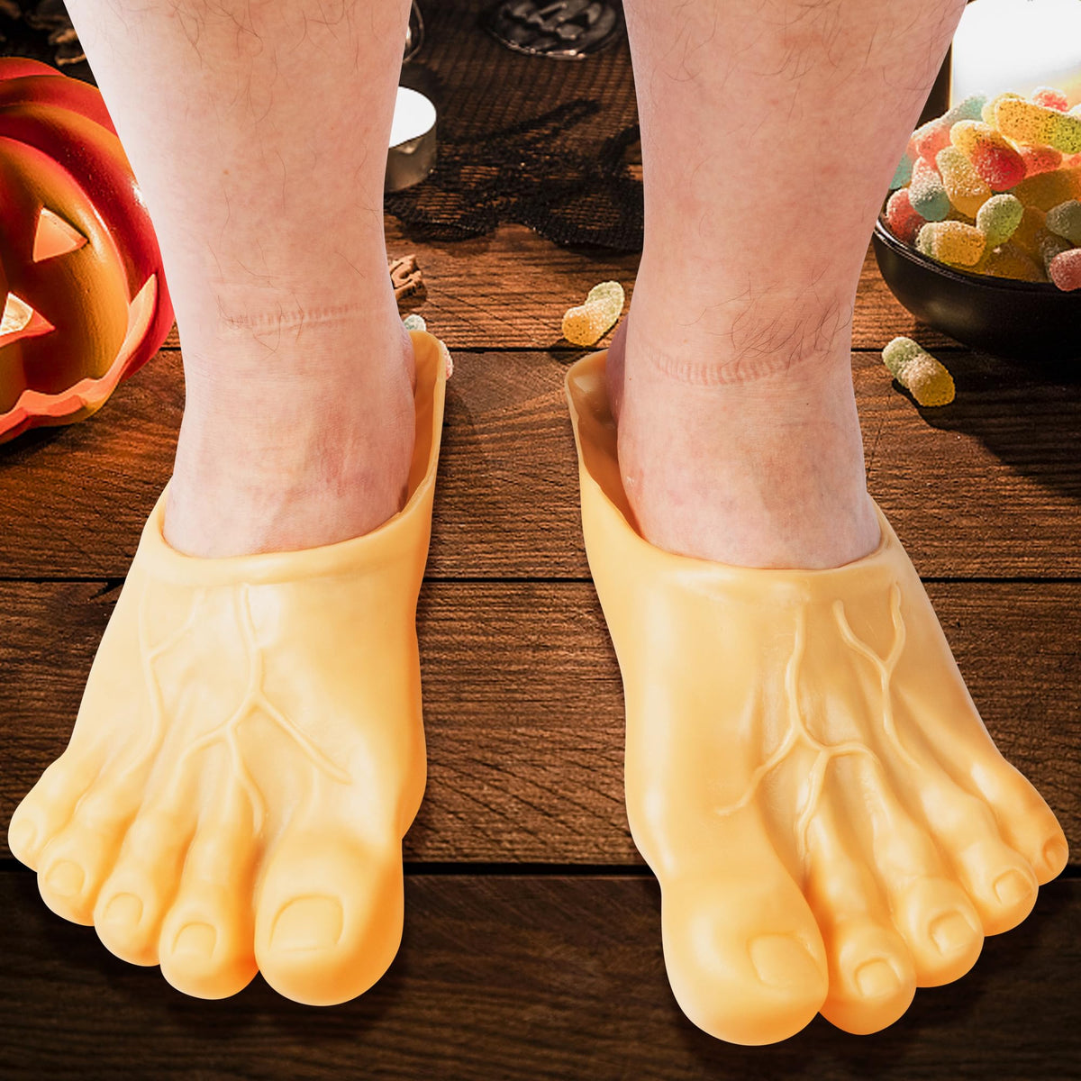 Wild Five-Toe Slippers – Hilarious Unisex Foot Shoes for Beach, Cosplay & Halloween Laughs!