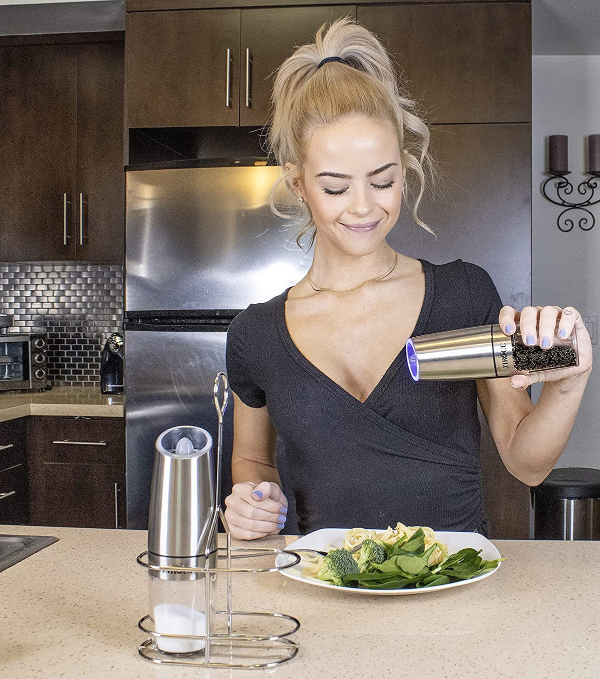 Electric Salt & Pepper Grinder with Gravity Sensor
