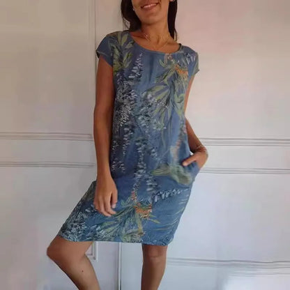 Vintage Boho Midi Dress with Flower and Leaf Print – Botanical Print Short-Sleeve Vacation Dress with Big Pockets for a Chic Beach Style